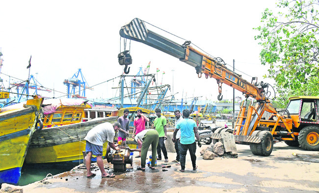 వెలవెలబోతున్న హార్బర్ 5