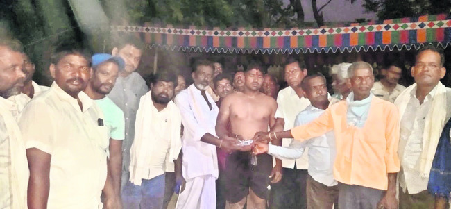 నిరుపేదలకు ప్రాధాన్యత ఇవ్వాలి 2