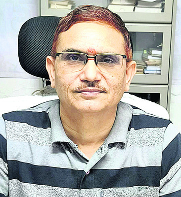 ఆ పాఠశాలకు అనుమతిలేదు
1