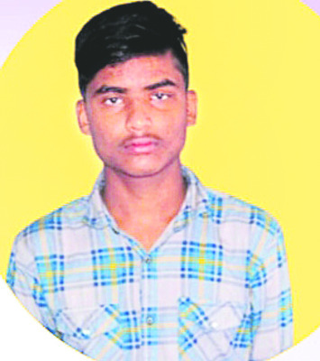 జేఈఈ ఫలితాల్లో మెరిసిన విద్యార్థులు 1