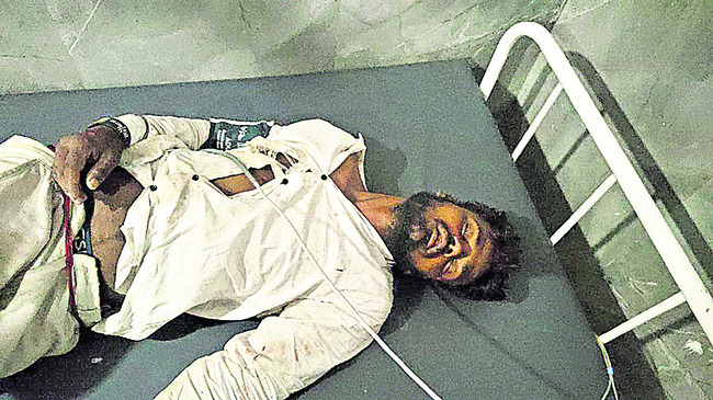 రోడ్డు ప్రమాదంలో  ఒకరి దుర్మరణం
1