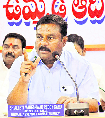 పని చేయకుంటే పక్కన పెట్టుడే..! 3