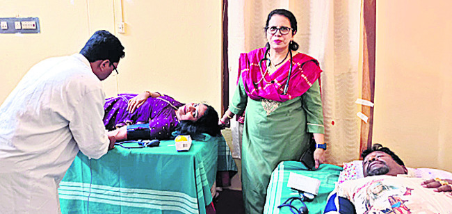 40 యూనిట్ల రక్తం సేకరణ 2