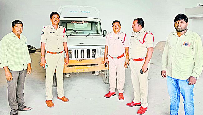 ● ఎస్పీ కంచి శ్రీనివాసరావు ● స్వర్ణాంధ్ర–స్వచ్చాంధ్రలో 1