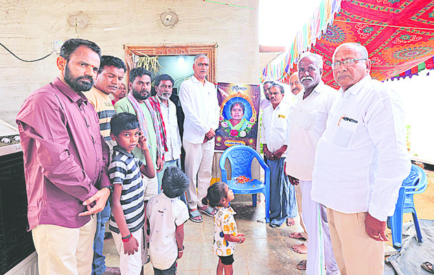 ‘విశ్వావసు’ క్యాలెండర్ ఆవిష్కరణ
4