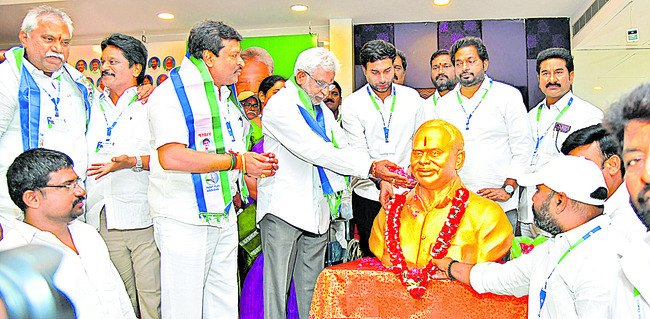 అన్ని వర్గాలనూ మోసం చేసిన కూటమి2