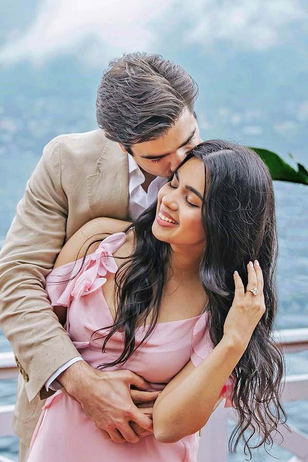 Arjun Sarjas Second Daughter Anjana Arjun Gets Engaged Photos11