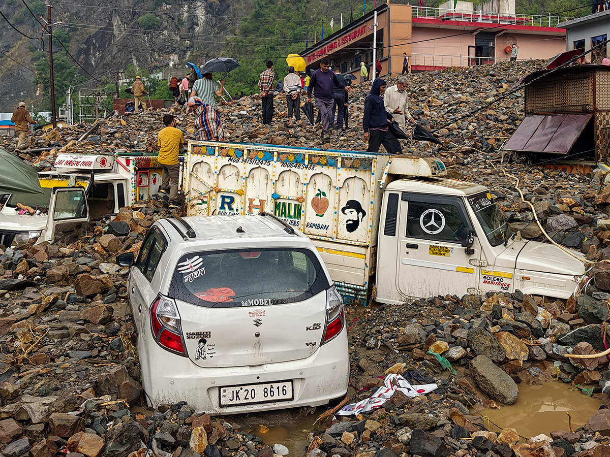 Heavy rain triggered flash floods in Ramban Photos7