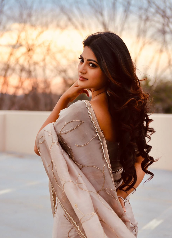actress anandhi latest photos2