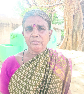 అందరూ ఆయనకే వత్తాసు
1