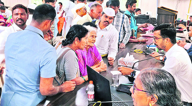 రాప్తాడులో ‘ప్రజా సమస్యల పరిష్కార వేదిక’ 1