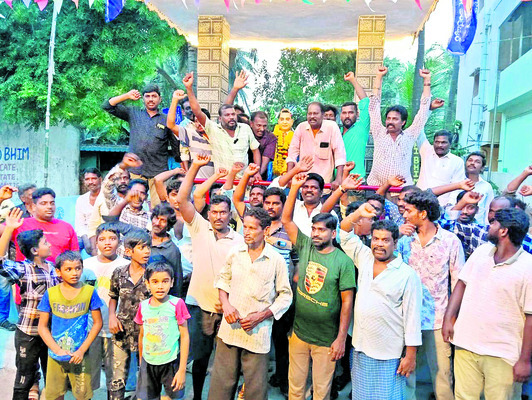 మైనర్లకు వాహనాలు ఇస్తే కఠిన చర్యలు 2