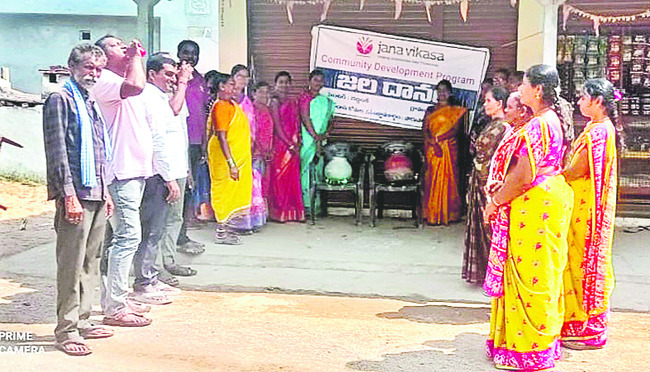 ఘనంగా ధ్వజస్తంభ ప్రతిష్ఠ
3