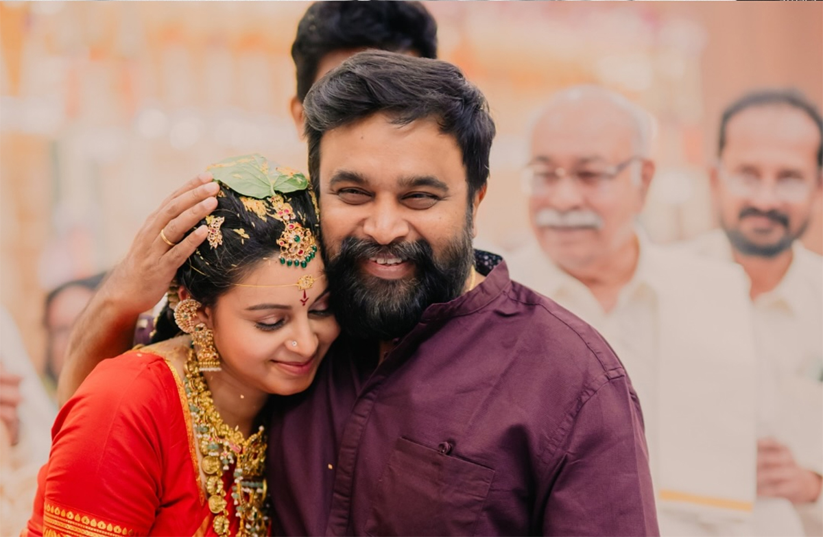 actress abhinaya marriage photos5