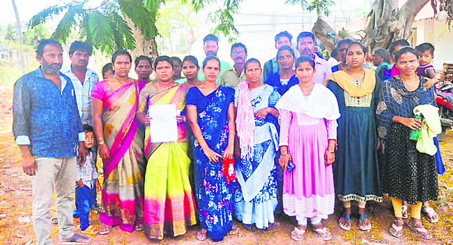దుర్గమ్మ హుండీ ఆదాయం రూ. 3.02 కోట్లు 1