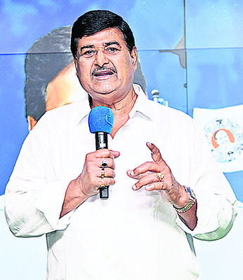 వైఎస్సార్‌ విగ్రహం ధ్వంసం 2