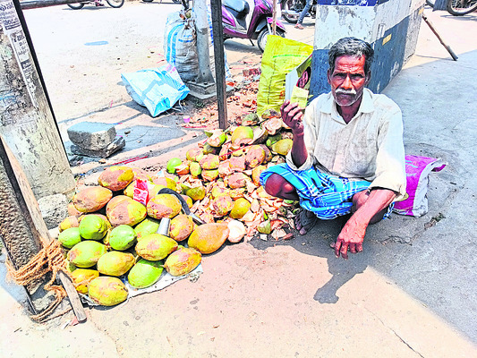 రైతుల రక్తం పీల్చేస్తున్నారు!
3