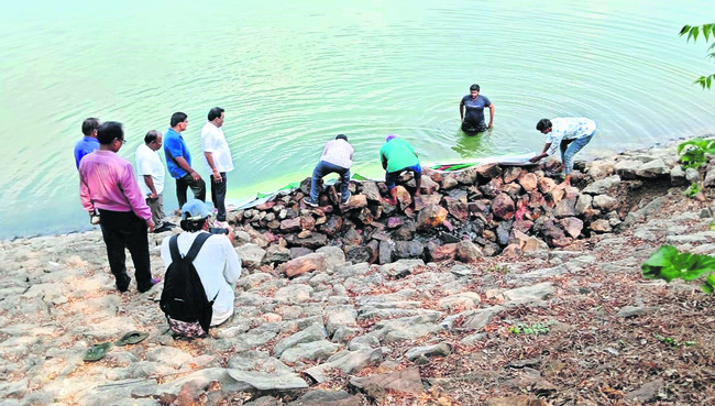 జిల్లా జడ్జికి అభినందనలు
1