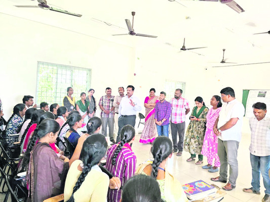గ్రామీణ విద్యార్థులకు పట్టుదల ఎక్కువ1