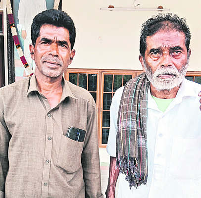 అర్జీల పరిష్కారంలో నిర్లక్ష్యం సహించం 2