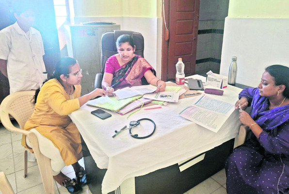 రోగులకు అందుబాటులో ఉండాలి 
1