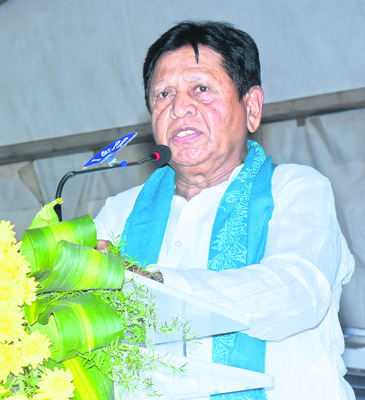 పదేళ్లు సదస్సులు మర్చిపోయారు
2