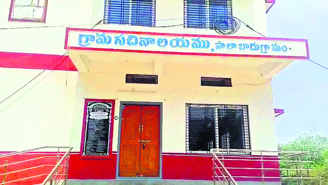 రోడ్డు ప్రమాదంలో వ్యక్తి మృతి1