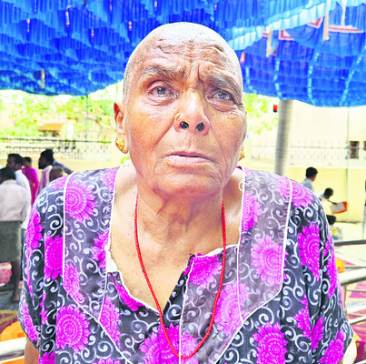 ప్రతి అర్జీకి పరిష్కారం చూపుతాం 1