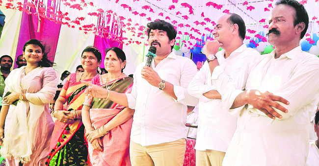హామీలు నెరవేర్చలేనన్న ఏకై క సీఎం చంద్రబాబు1