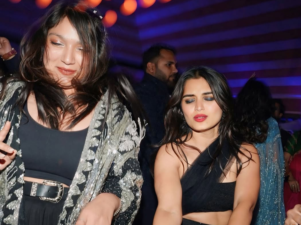 Bigg Boss 7 Telugu Priyanka Jain Enjoys In Event Photos VIral 5