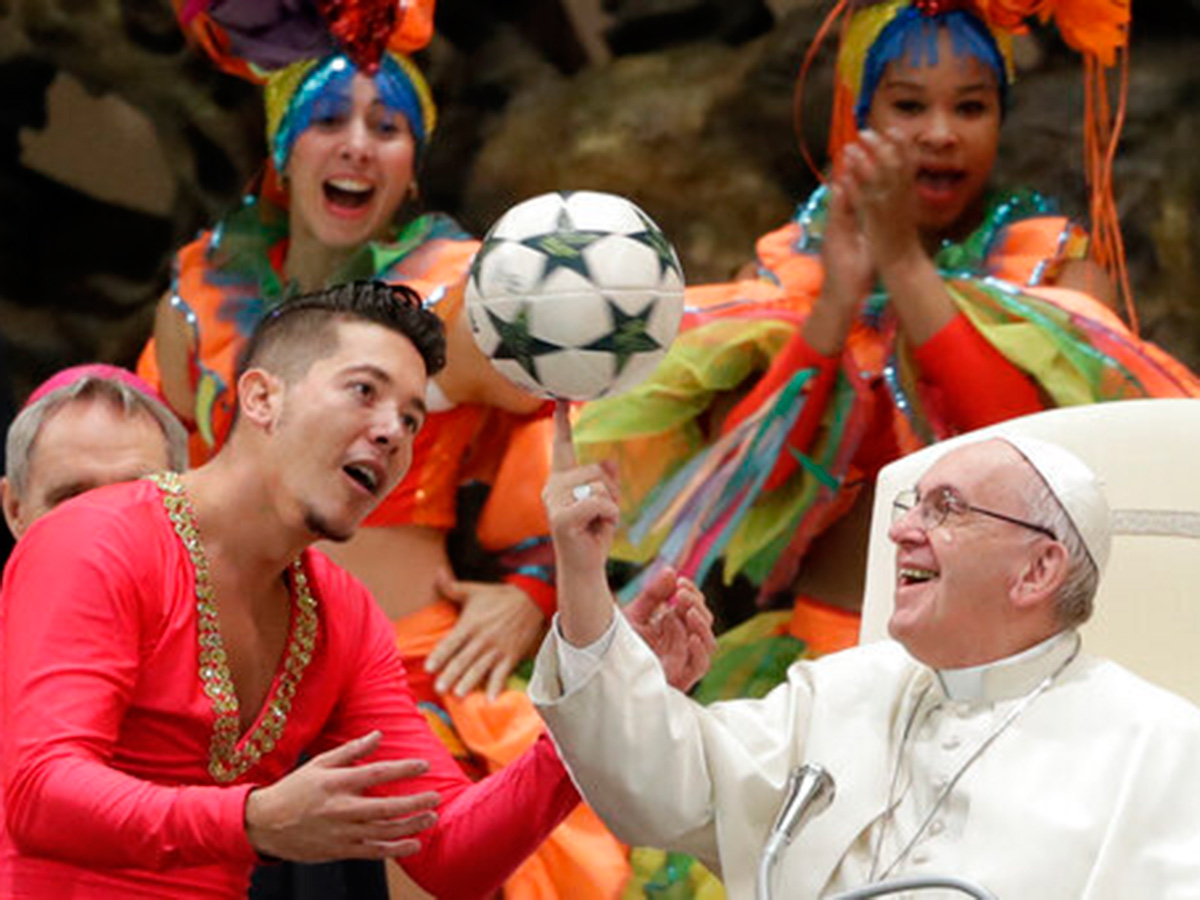 Pope Francis life in Rare Pictures Viral10