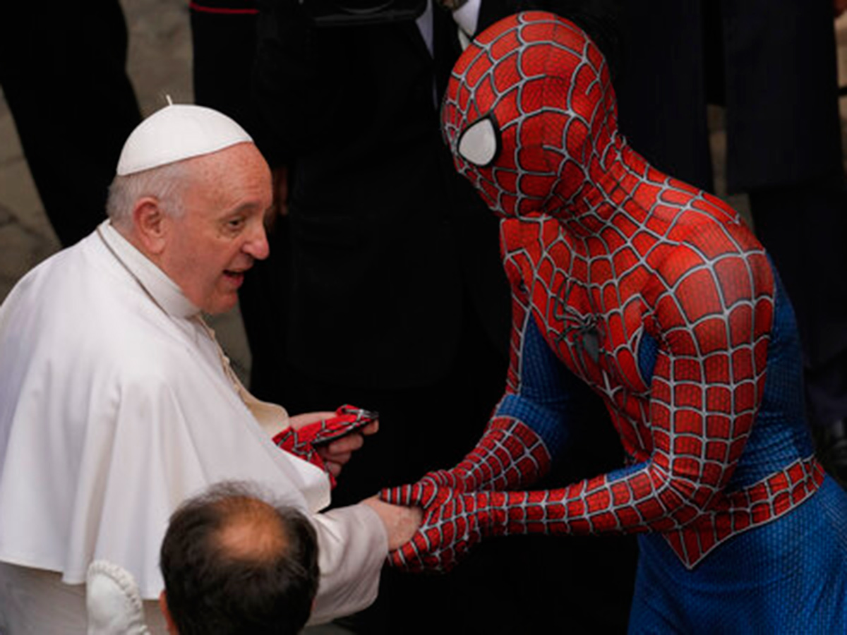 Pope Francis life in Rare Pictures Viral3