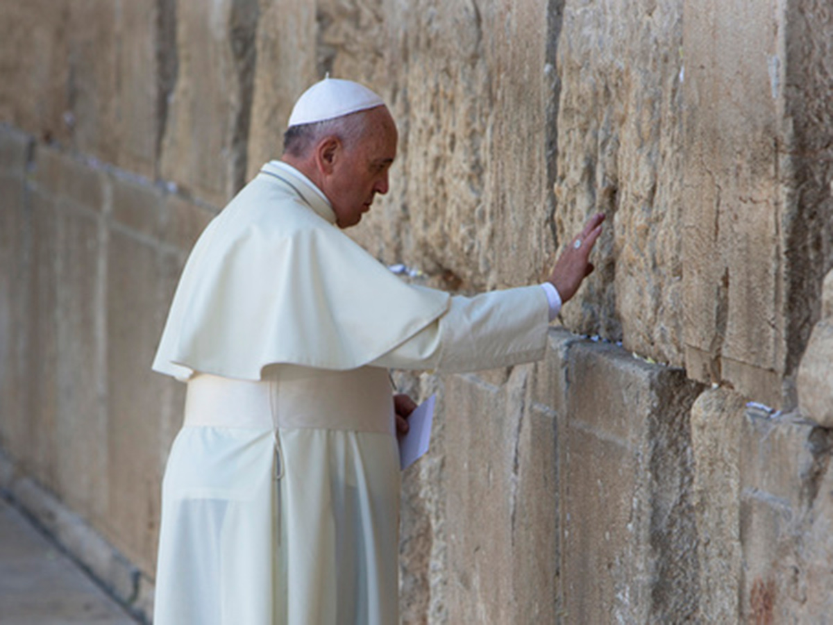 Pope Francis life in Rare Pictures Viral30