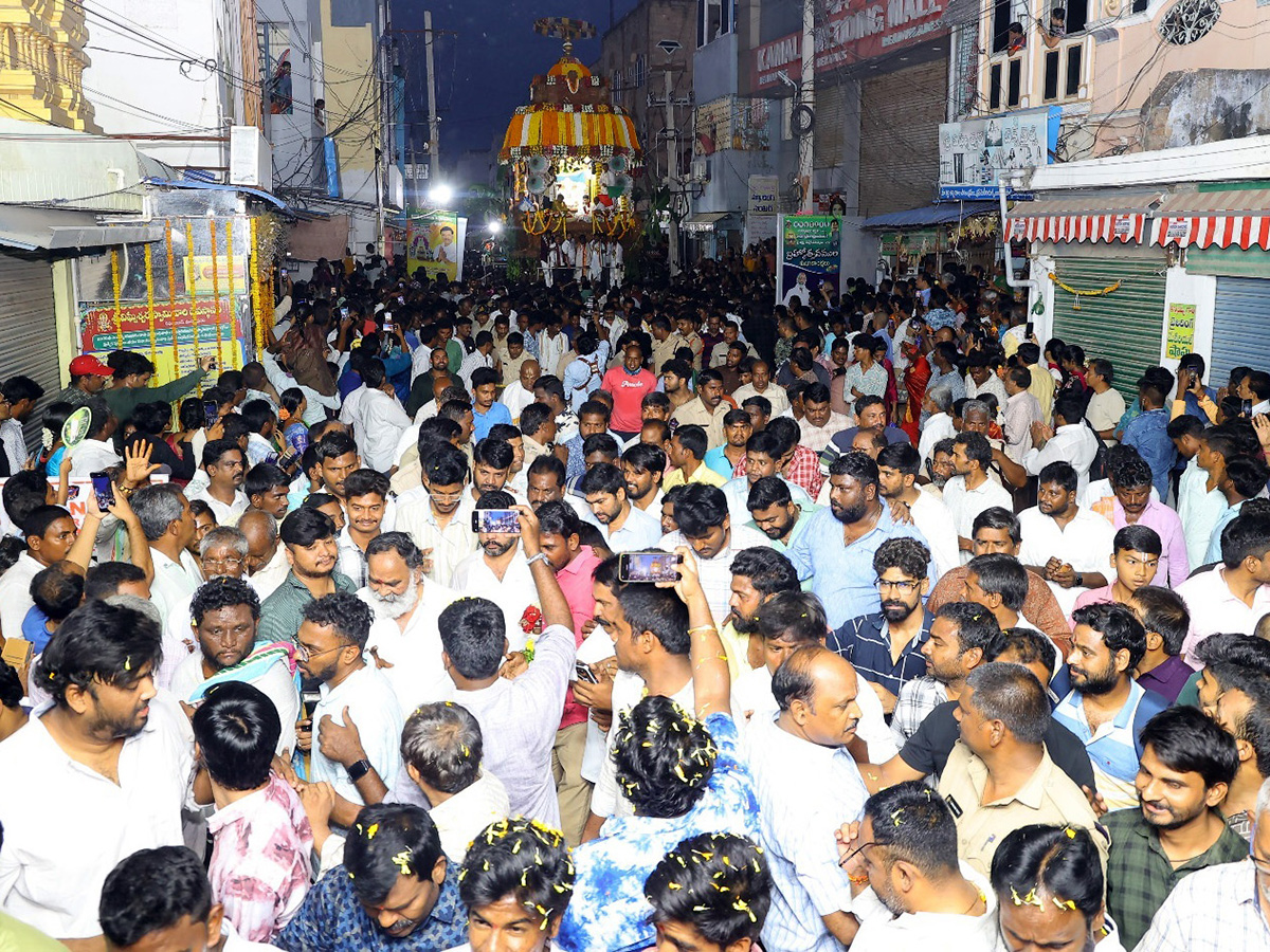Sri Lakshmi Chennakesava Swamy Maha Rathotsavam Photos1
