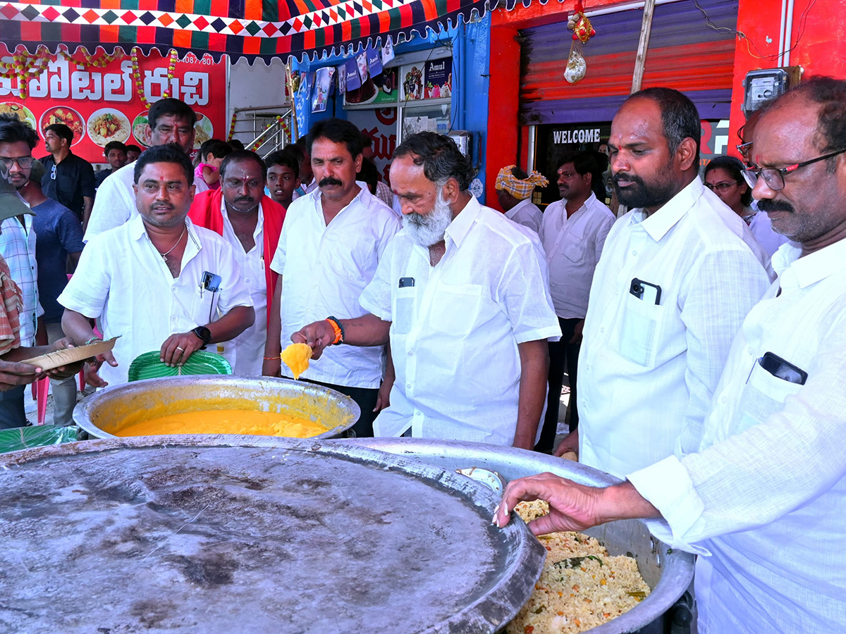 Sri Lakshmi Chennakesava Swamy Maha Rathotsavam Photos10