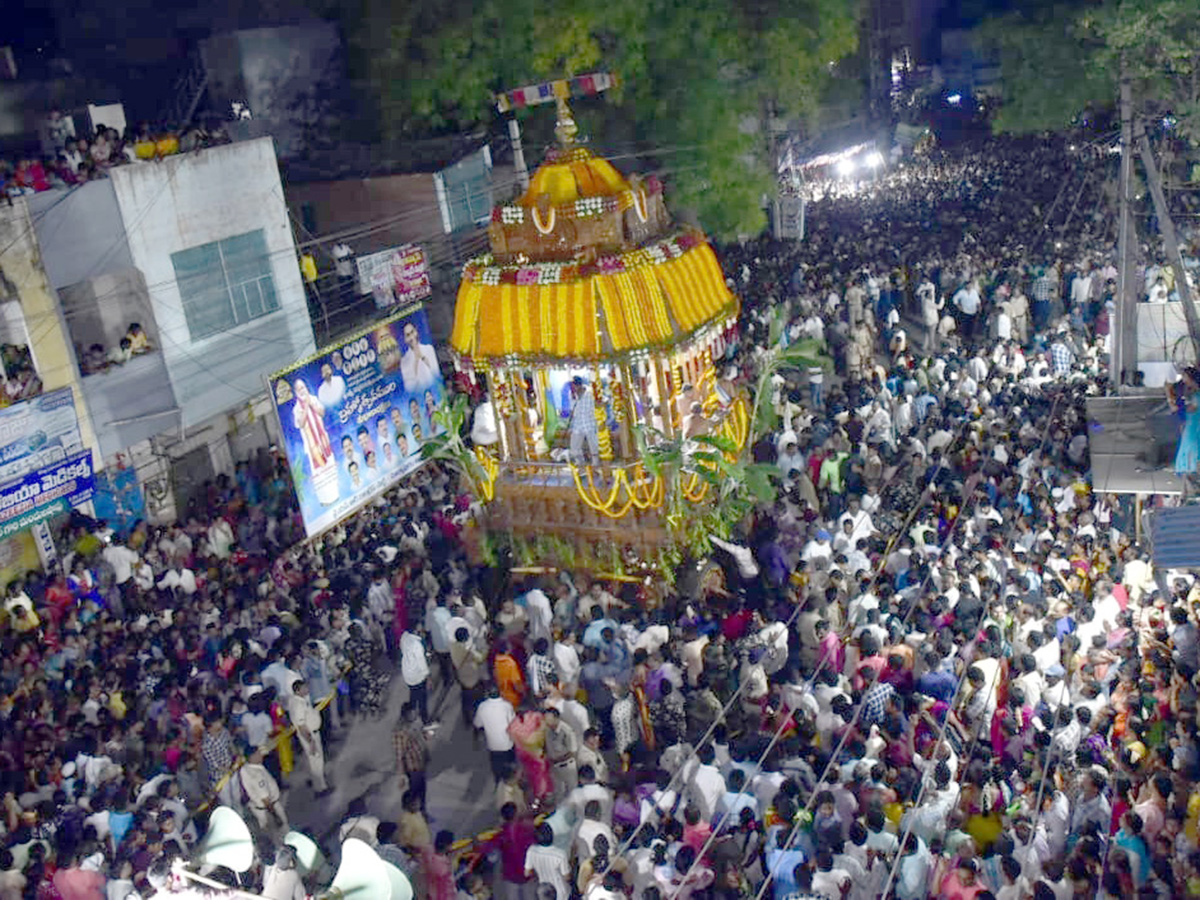 Sri Lakshmi Chennakesava Swamy Maha Rathotsavam Photos3