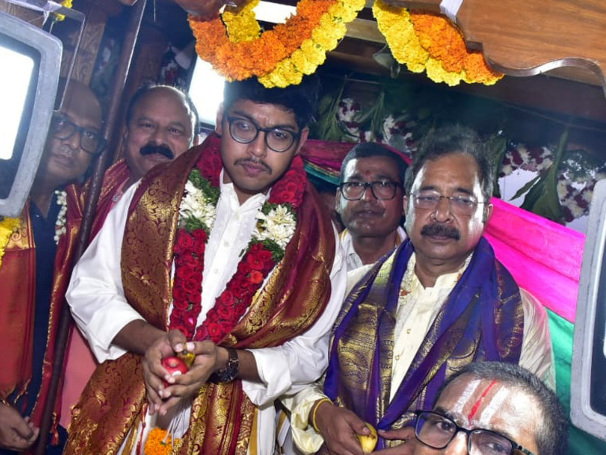 Sri Lakshmi Chennakesava Swamy Maha Rathotsavam Photos5