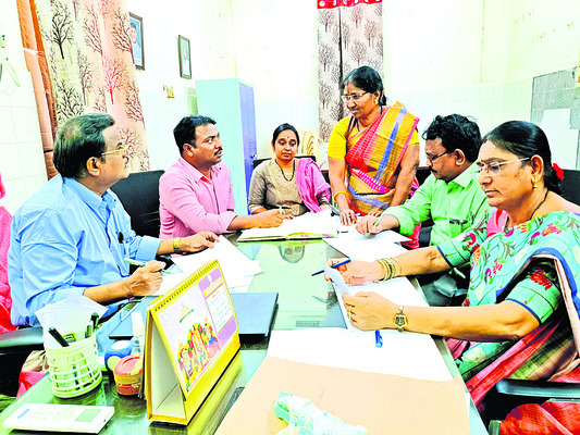 పీహెచ్ఎన్ పదోన్నతుల కౌన్సెలింగ్ ప్రశాంతం 1