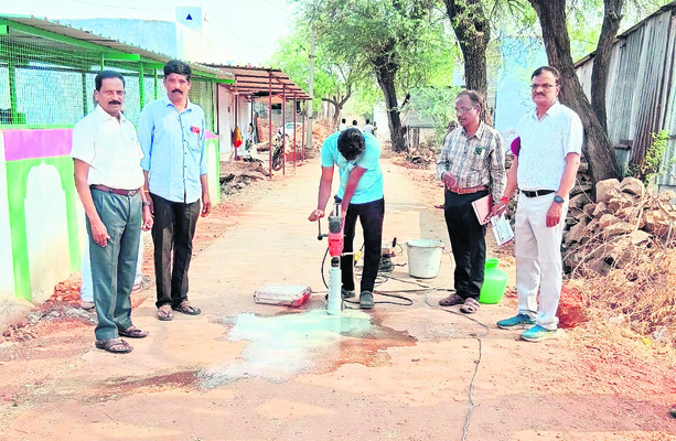 సంక్రాంతి, శివరాత్రి, ఉగాది కూడా పాయే
1