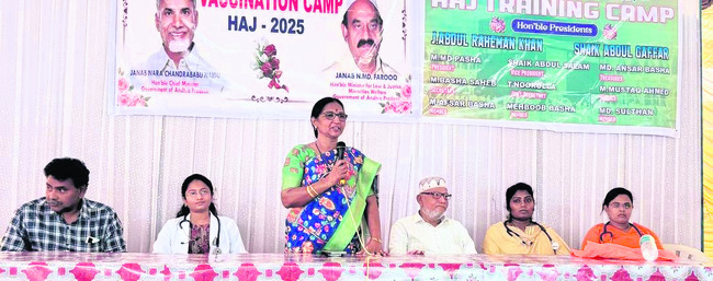 సీహెచ్ఓల నిరసన దీక్ష 2