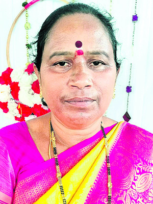 కొనేపరిస్థితి లేదు
2