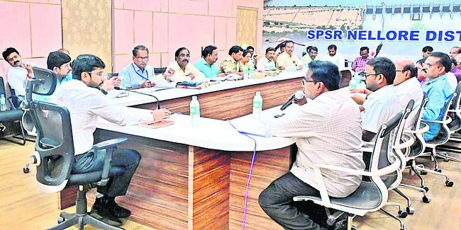 పరిశ్రమల ఏర్పాటుకు సకాలంలో అనుమతులు
1