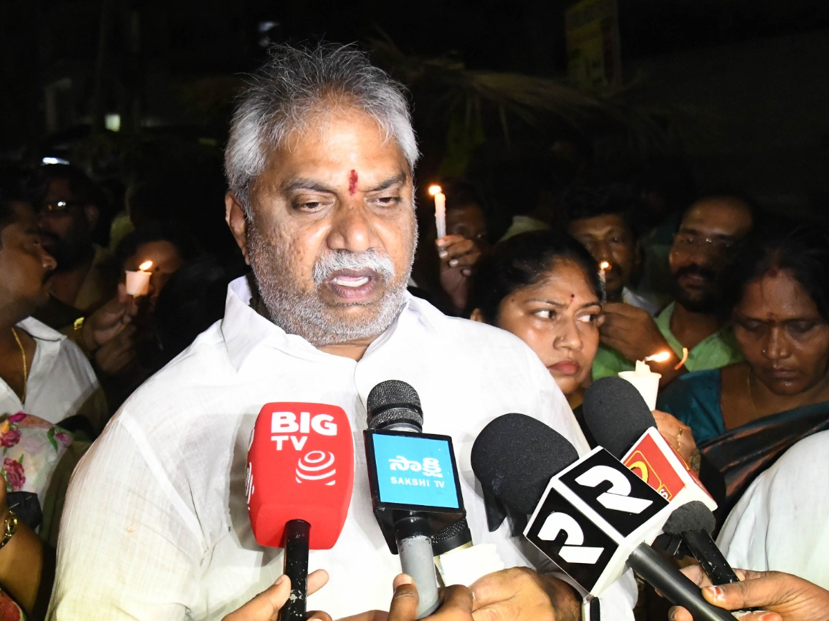 YSRCP candle light rally protest against pahalgam terror attack10