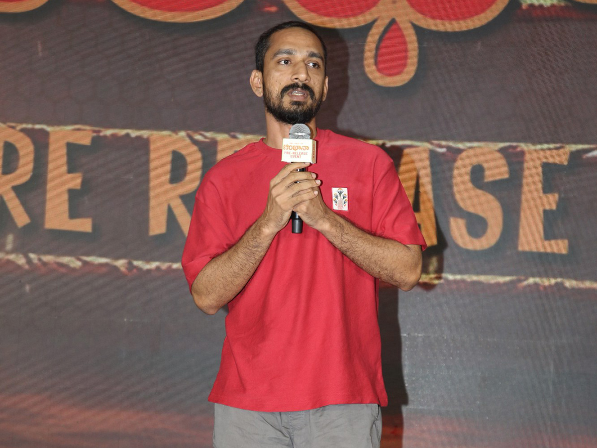 Premalu Fame Naslen Gymkhana Movie Telugu Pre Release Event Photos12