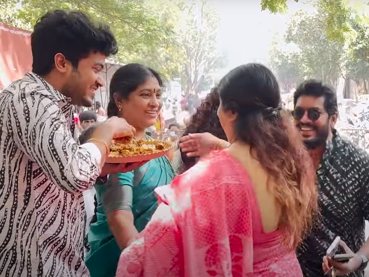 The family members and the web series team held this daawat at peddamma thalli6
