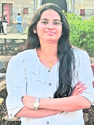 సివిల్స్లో మెరిశారు..7