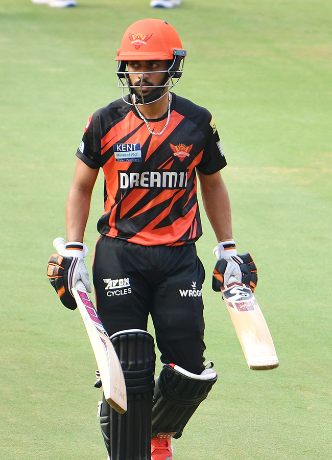 sunrisers hyderabad vs mumbai indians match today17