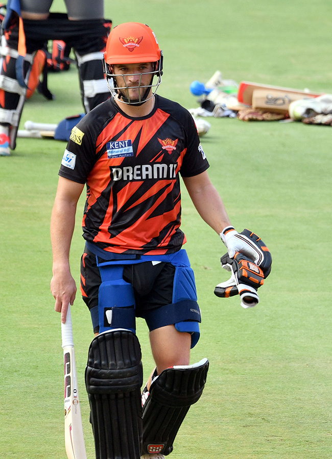 sunrisers hyderabad vs mumbai indians match today18