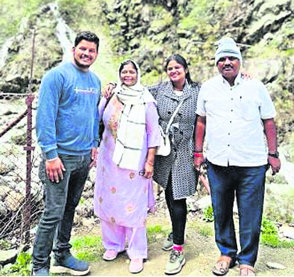 కశ్మీర్లో కొప్పళవాసులు క్షేమం 2