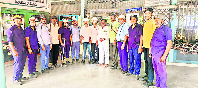 ఓపెన్ టెన్త్ పరీక్షల్లో 19మంది డీబార్
1